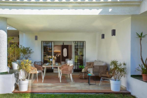 Cherry garden apartment Sitio De Calahonda